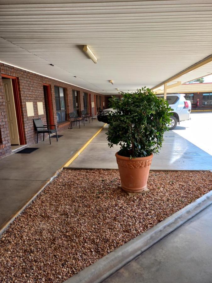 Macintyre Motor Inn Goondiwindi Exterior foto